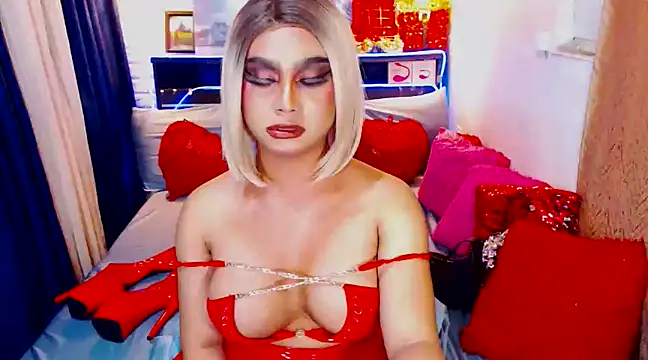 Snapshot of TsGoddessNhicolle chatting on January 13, 2:07 am TsGoddessNhicolle online show from January 13, 2:07 am