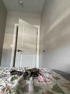 DancingLemonade online show from March 9, 8:35 pm