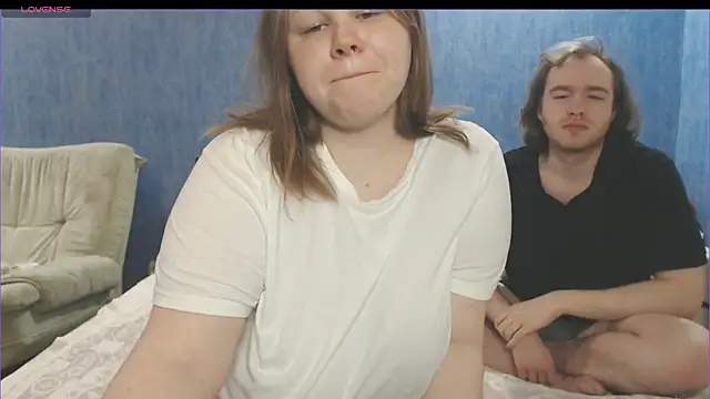 Snapshot of Touch_me_more_please chatting on December 30, 6:27 pm Touch me more please online show from December 30, 6:27 pm