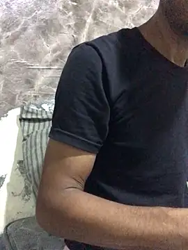 Snapshot of domigoodguy chatting on May 15, 9:00 pm domigoodguy online show from May 15, 9:00 pm