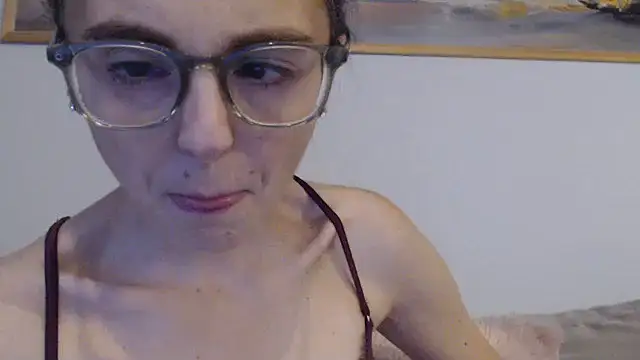 Snapshot of cleophee chatting on October 25, 6:43 am cleophee online show from October 25, 6:43 am