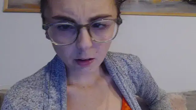 Snapshot of cleophee chatting on November 14, 6:56 am cleophee online show from November 14, 6:56 am