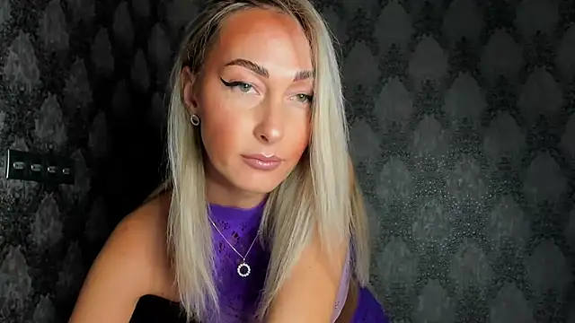 Snapshot of StarryHanna chatting on November 29, 6:44 pm StarryHanna online show from November 29, 6:44 pm