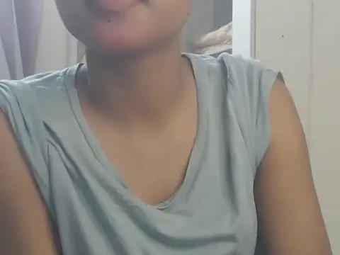 Snapshot of NancyRuvi chatting on June 3, 4:34 pm NancyRuvi online show from June 3, 4:34 pm
