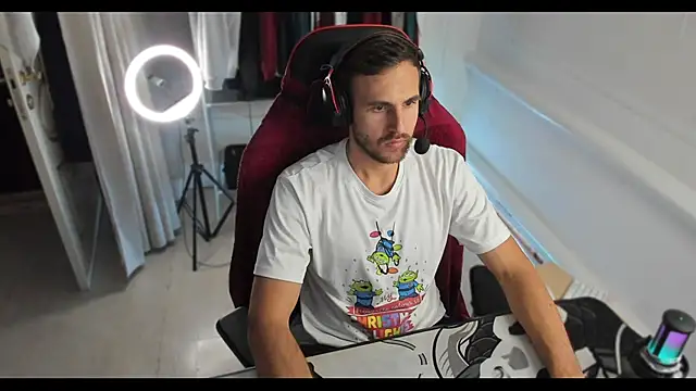 Snapshot of Raamoss chatting on September 16, 12:55 am Raamoss online show from September 16, 12:55 am