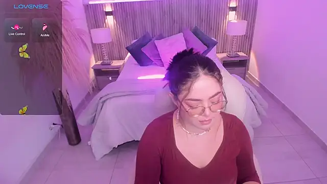 emmy walker online show from October 24, 11:06 am