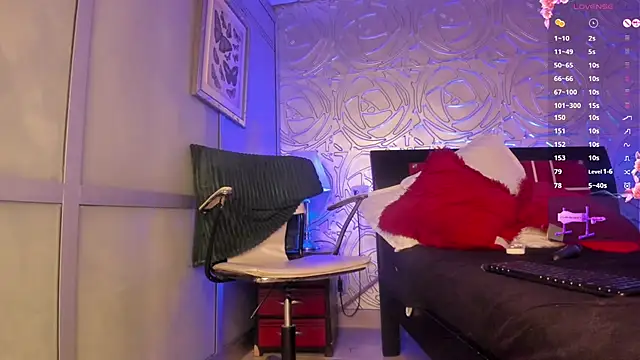 Snapshot of vennus1_ chatting on January 28, 4:30 pm vennus1 online show from January 28, 4:30 pm