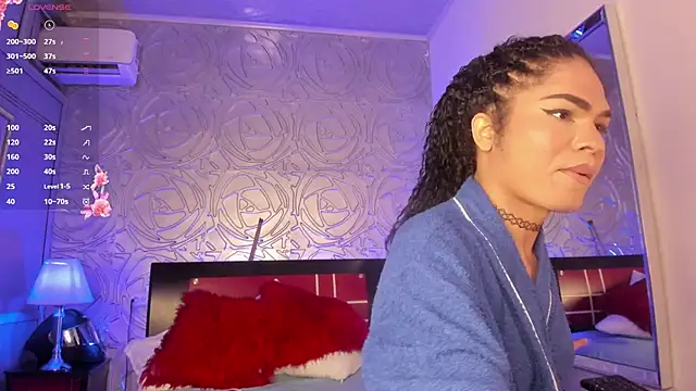 Snapshot of vennus1_ chatting on February 20, 2:57 pm vennus1 online show from February 20, 2:57 pm