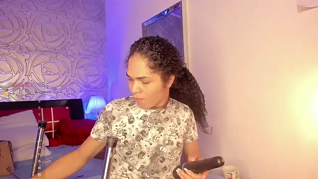 Snapshot of vennus1_ chatting on February 21, 2:38 pm vennus1 online show from February 21, 2:38 pm