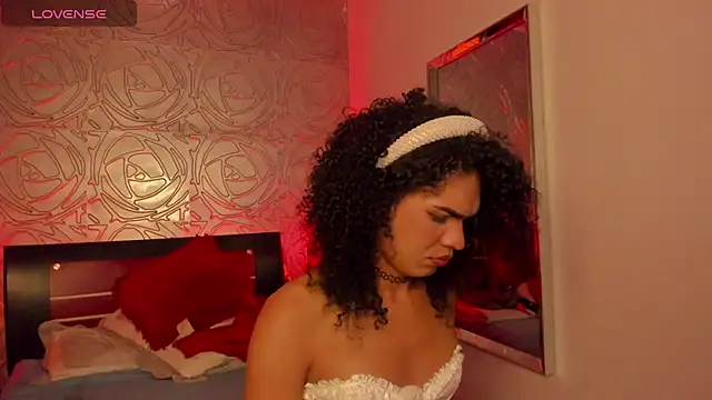 Snapshot of vennus1_ chatting on March 9, 8:40 am vennus1 online show from March 9, 8:40 am