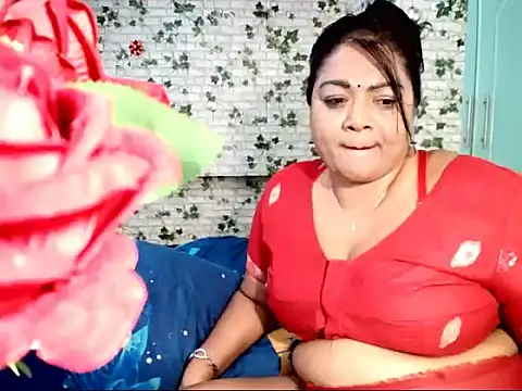 Snapshot of IndianDelia chatting on March 11, 12:28 pm IndianDelia online show from March 11, 12:28 pm
