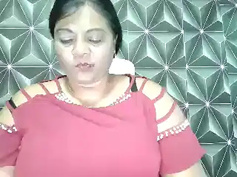 Snapshot of IndianDelia chatting on November 2, 7:27 pm IndianDelia online show from November 2, 7:27 pm