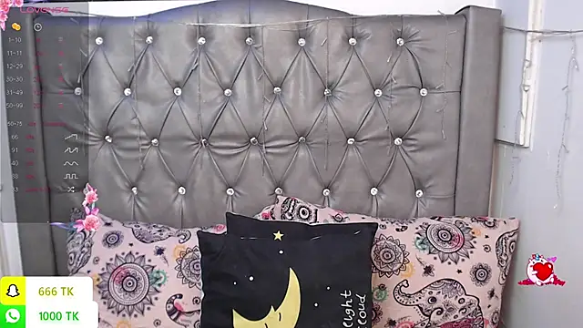 LAILAGUMMY online show from May 4, 5:31 pm