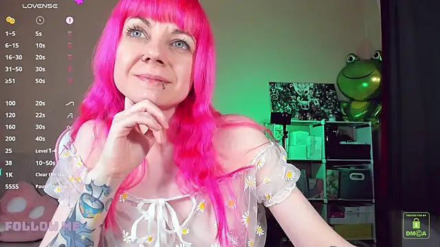 Snapshot of AmyRose6969 chatting on June 9, 7:03 pm AmyRose6969 online show from June 9, 7:03 pm