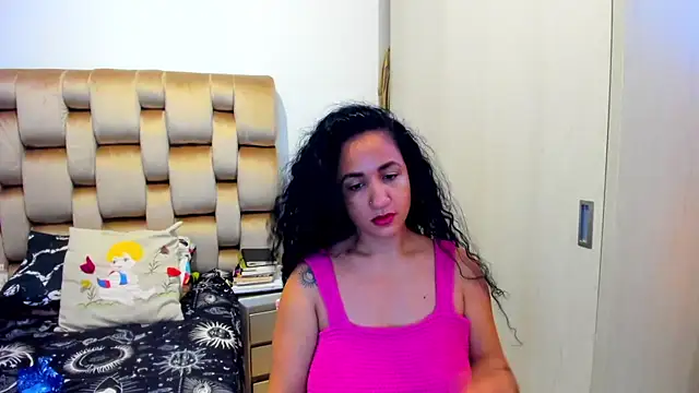 Snapshot of alaskmiller1 chatting on June 24, 2:05 pm alaskmiller1 online show from June 24, 2:05 pm