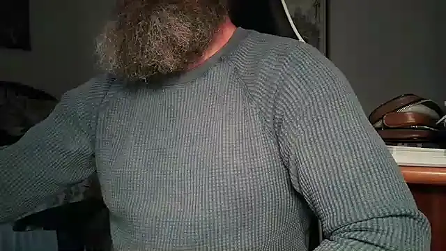 Snapshot of usdirtymikee9 chatting on January 25, 12:27 am usdirtymikee9 online show from January 25, 12:27 am