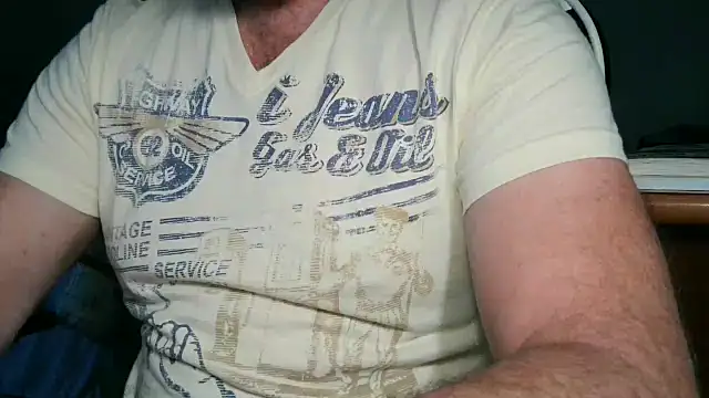 Snapshot of usdirtymikee9 chatting on September 28, 6:35 pm usdirtymikee9 online show from September 28, 6:35 pm