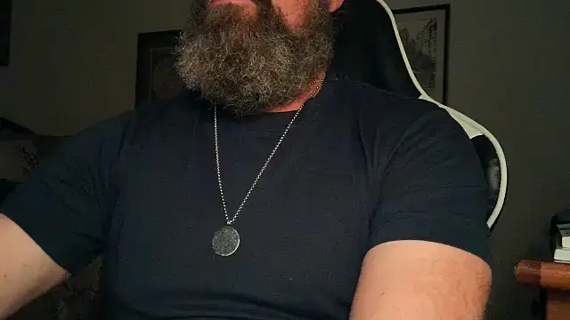 Snapshot of usdirtymikee9 chatting on October 11, 2:11 am usdirtymikee9 online show from October 11, 2:11 am