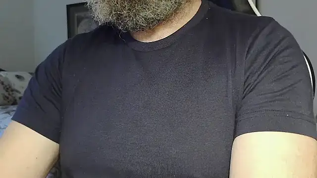 Snapshot of usdirtymikee9 chatting on November 23, 5:57 pm usdirtymikee9 online show from November 23, 5:57 pm