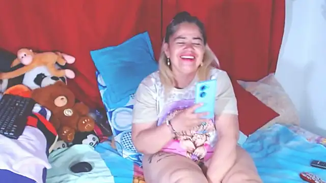 estrellita fugaz16x online show from October 22, 12:00 am