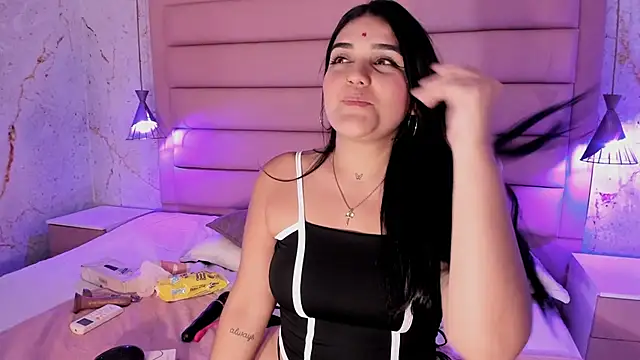 Maddysex  online show from March 5, 5:50 pm