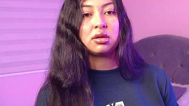 Snapshot of Pocahontas_power chatting on December 26, 5:30 pm Pocahontas power online show from December 26, 5:30 pm