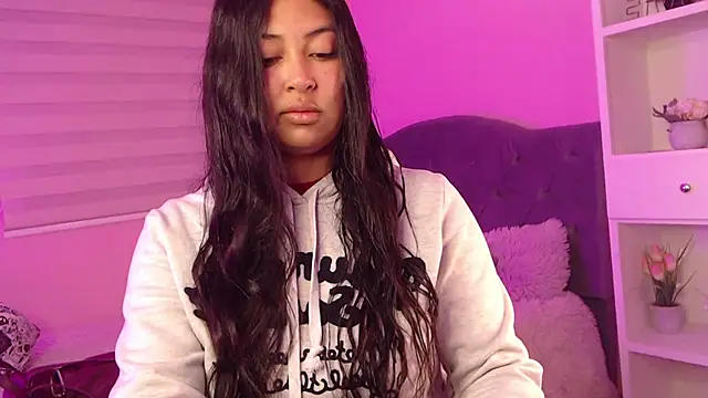 Snapshot of Pocahontas_power chatting on January 27, 5:15 pm Pocahontas power online show from January 27, 5:15 pm