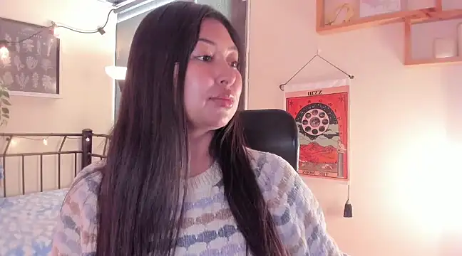 Snapshot of Pocahontas_power chatting on February 21, 5:53 pm Pocahontas power online show from February 21, 5:53 pm