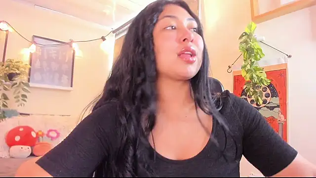 Snapshot of Pocahontas_power chatting on September 17, 5:58 pm Pocahontas power online show from September 17, 5:58 pm