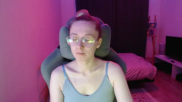 Snapshot of AnabelFrel chatting on October 26, 12:38 am AnabelFrel online show from October 26, 12:38 am