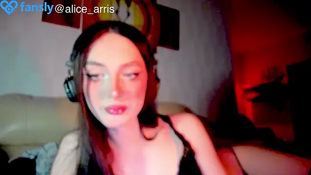 Alice  Aris online show from February 24, 4:27 pm