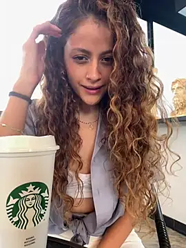 alana15 online show from February 4, 9:31 pm