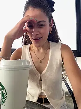 alana15 online show from February 19, 9:36 pm