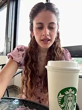 alana15 online show from March 18, 9:43 pm