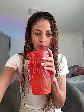 alana15 online show from February 23, 9:01 pm