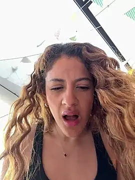 alana15 online show from June 26, 9:30 pm