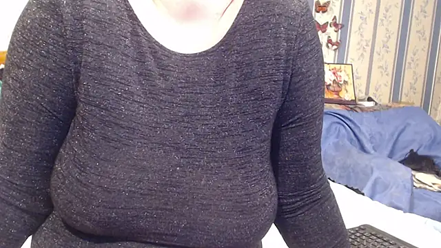 Snapshot of AMARILLIS chatting on November 19, 10:43 pm AMARILLIS online show from November 19, 10:43 pm