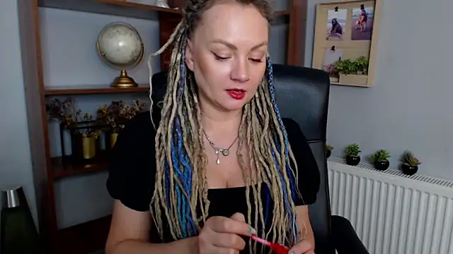 Snapshot of KayaMagic chatting on March 11, 5:13 pm KayaMagic online show from March 11, 5:13 pm