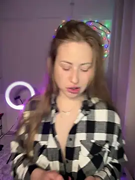 AlisaWhite online show from March 7, 6:54 pm