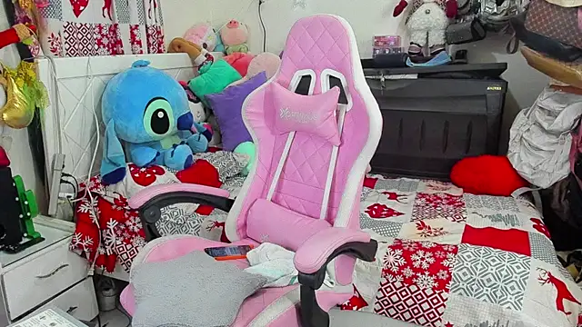Lawrncesofiets online show from December 13, 5:21 pm