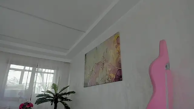 TiffanyHouston  online show from December 5, 7:06 am