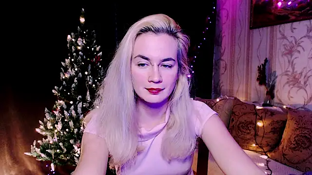 xxxcharismaaa online show from December 20, 8:05 pm