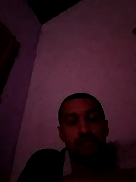 Snapshot of websterribeiro chatting on March 27, 3:45 am websterribeiro online show from March 27, 3:45 am