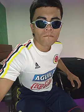 pinedasex777 online show from November 17, 10:10 am