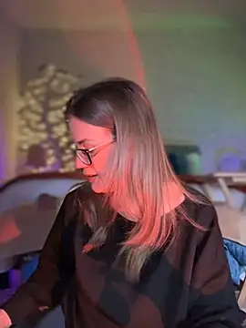 Snapshot of MaiseKnox chatting on March 15, 2:46 am MaiseKnox online show from March 15, 2:46 am