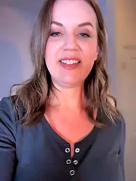 Snapshot of MaiseKnox chatting on September 11, 11:16 pm MaiseKnox online show from September 11, 11:16 pm