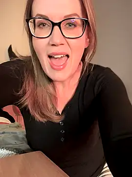 Snapshot of MaiseKnox chatting on October 20, 11:05 pm MaiseKnox online show from October 20, 11:05 pm
