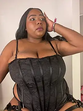 Snapshot of angelGgold chatting on July 28, 3:21 pm angelGgold online show from July 28, 3:21 pm