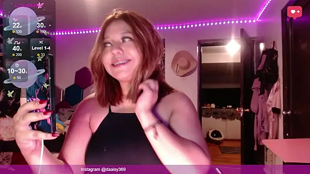 lil daisy7 online show from April 30, 4:41 am