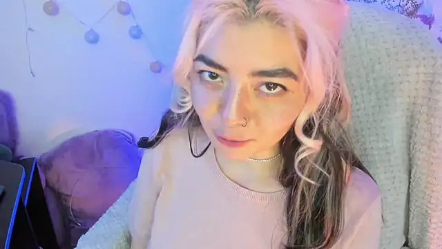 Sammysammy  online show from January 4, 7:13 am